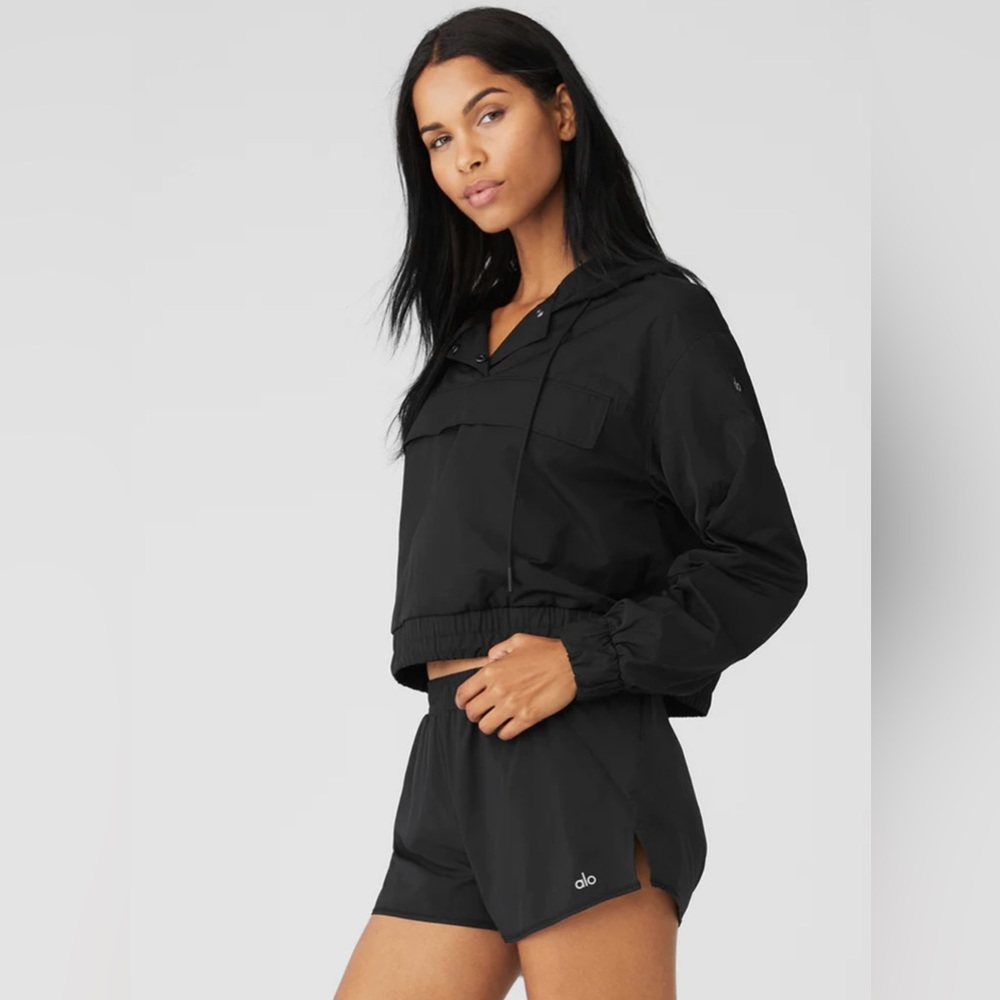 Alo yoga international anorak hoodie